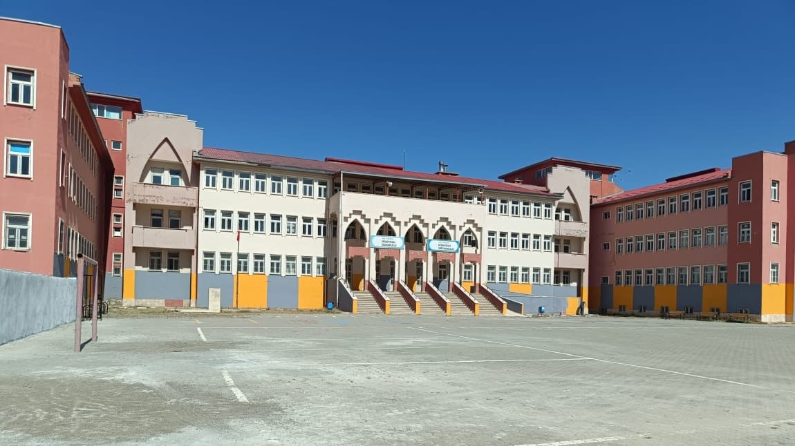 İpekyolu ilkokulu